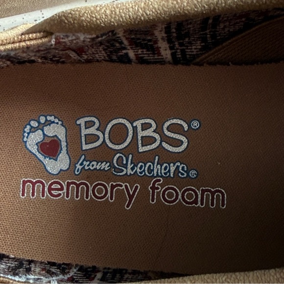 Skechers Bob’s Tan Slip-On Loafers Vegan Memory Foam Size 6.5 - Picture 10 of 12
